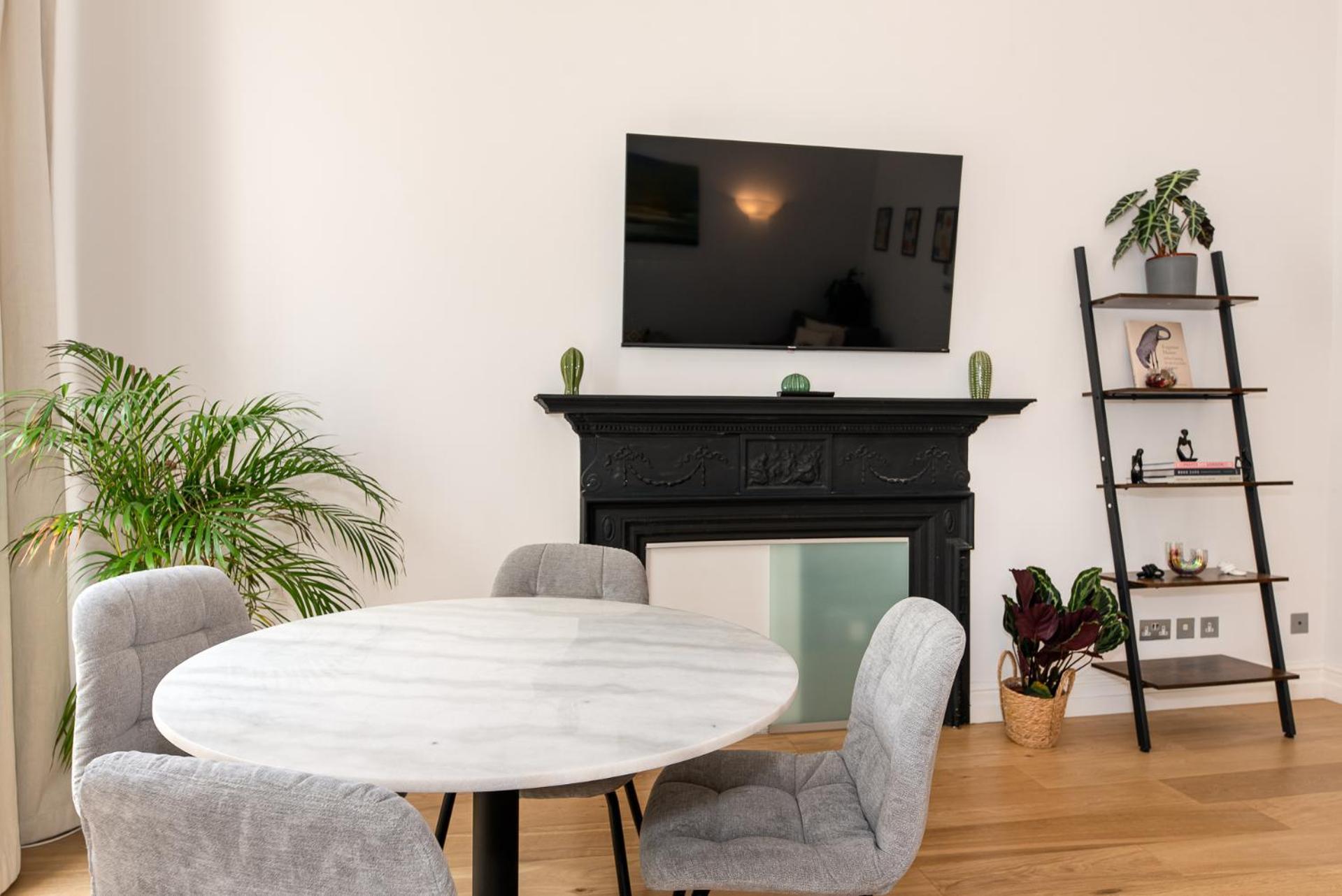 2-Bedroom Victorian Apartment In Kensington London Kültér fotó